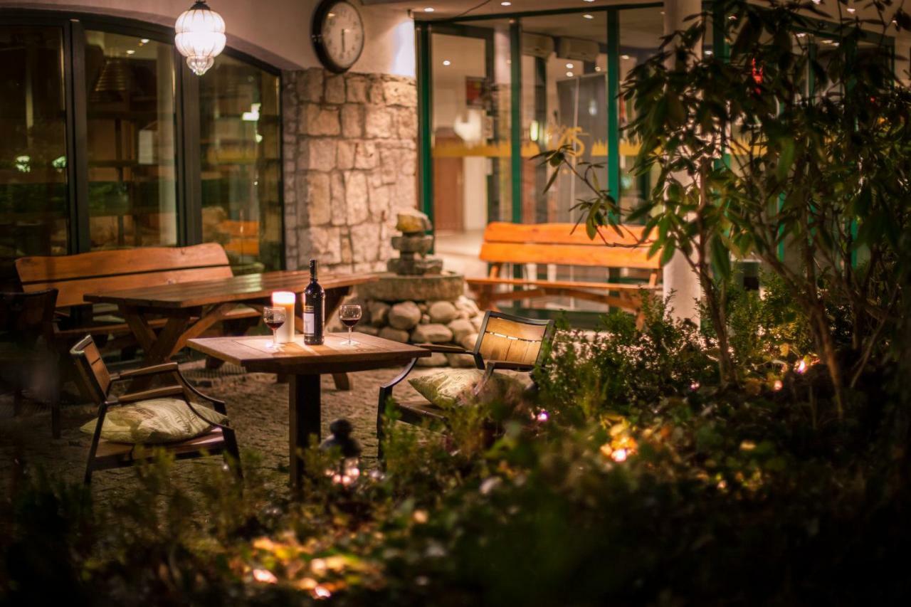 Hotel Las Piechowice Εξωτερικό φωτογραφία